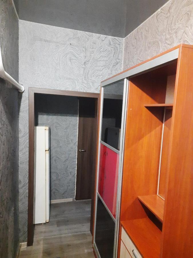 Apartment 2 Bed Rooms Near Aristokrat Zaporizhia Екстериор снимка